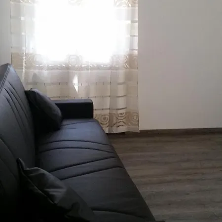 דירה Casina Del Borgo סנרמו